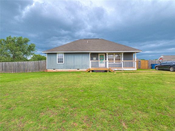 2nd image of 4404 E Braxton Ln