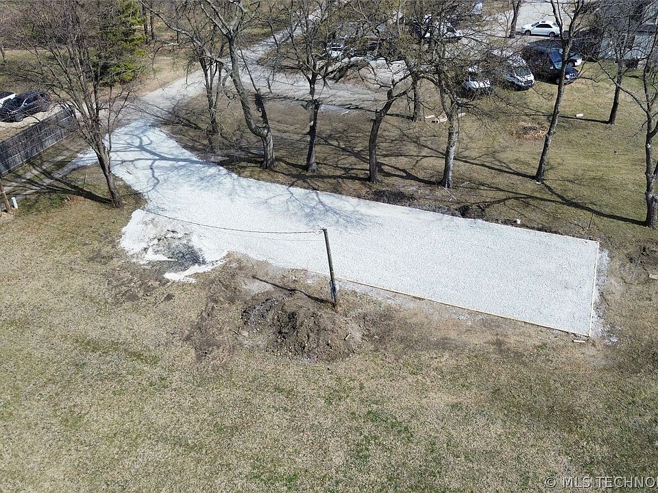 2nd image of 3400 W 126th St SW