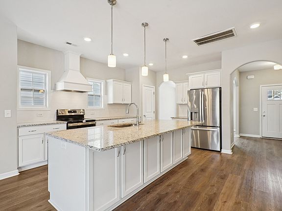 3rd image of 1523 Kingbird Dr