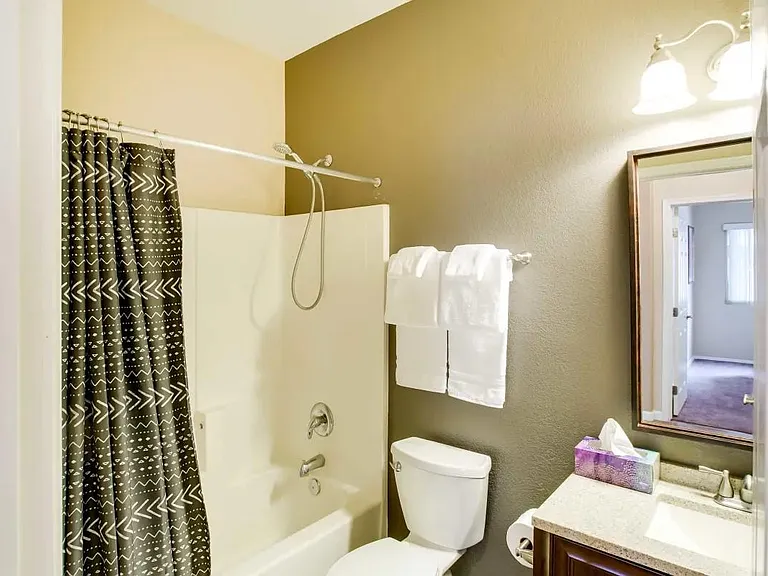 14335 W Clarendon Ave — Photo 12