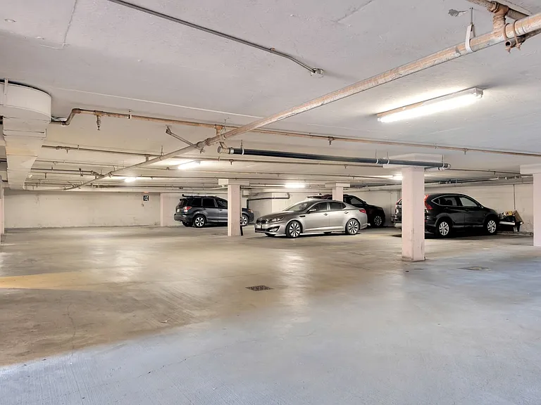 2-car tandem parking