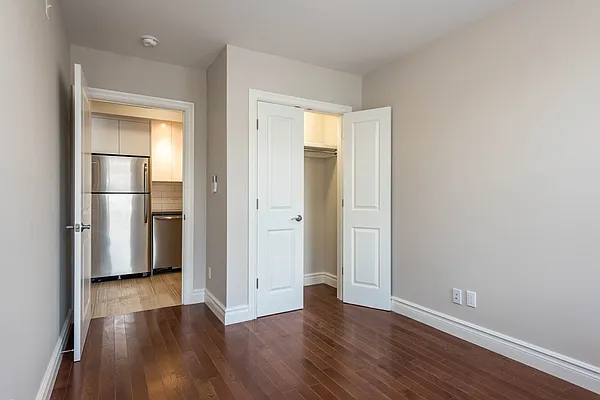 Rented by Nooklyn NYC LLC | media 28