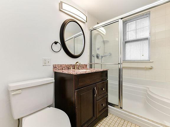 3rd image of 53 Wolcott Rd #1