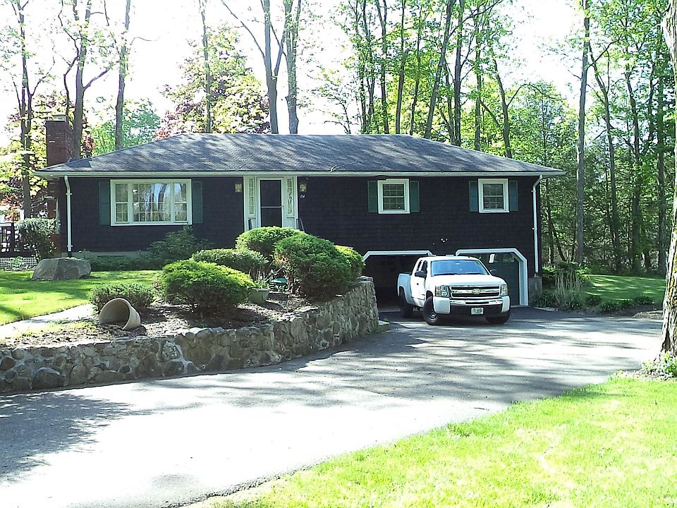 114 Old County Rd 2, Plaistow, NH 03865 Zillow