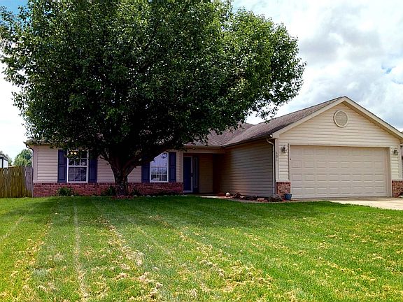 2nd image of 601 Clifty Falls Ln