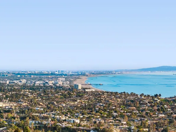 1260 Lachman Ln, Pacific Palisades, CA 90272