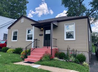 4504 Saint Leo Ln, Saint Ann, MO 63074