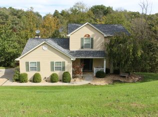 20934 Alpine Dr, Lawrenceburg, IN 47025