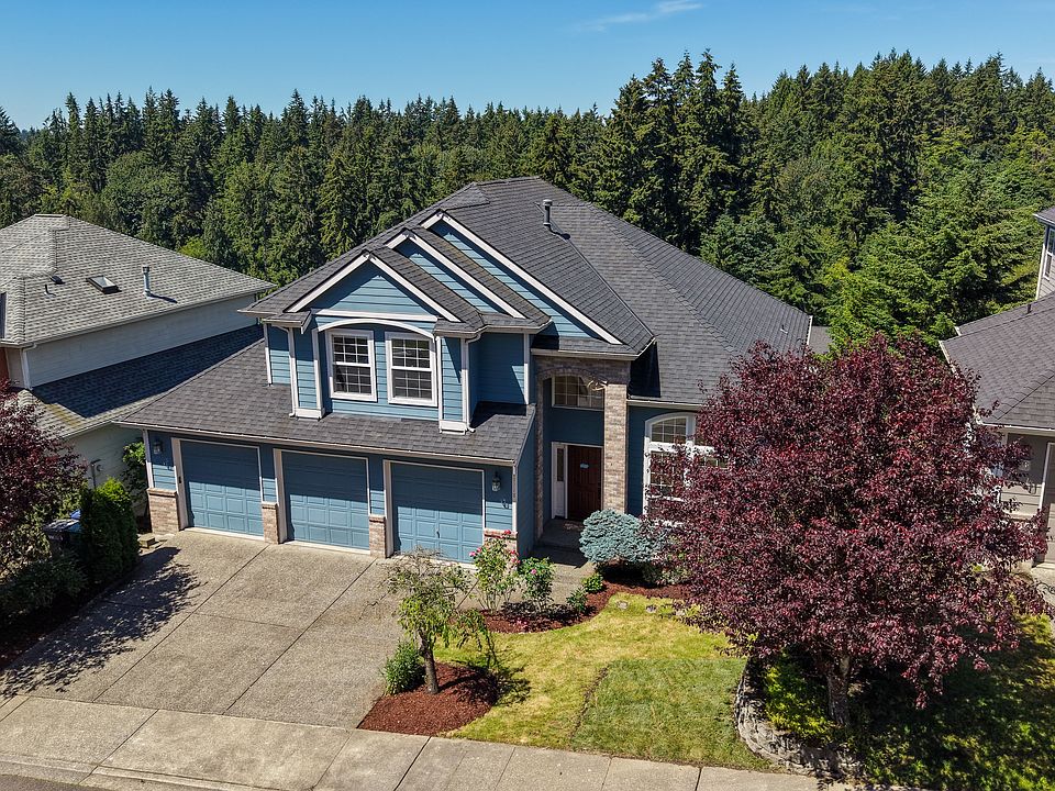 1st image of 19718 12th Ave W