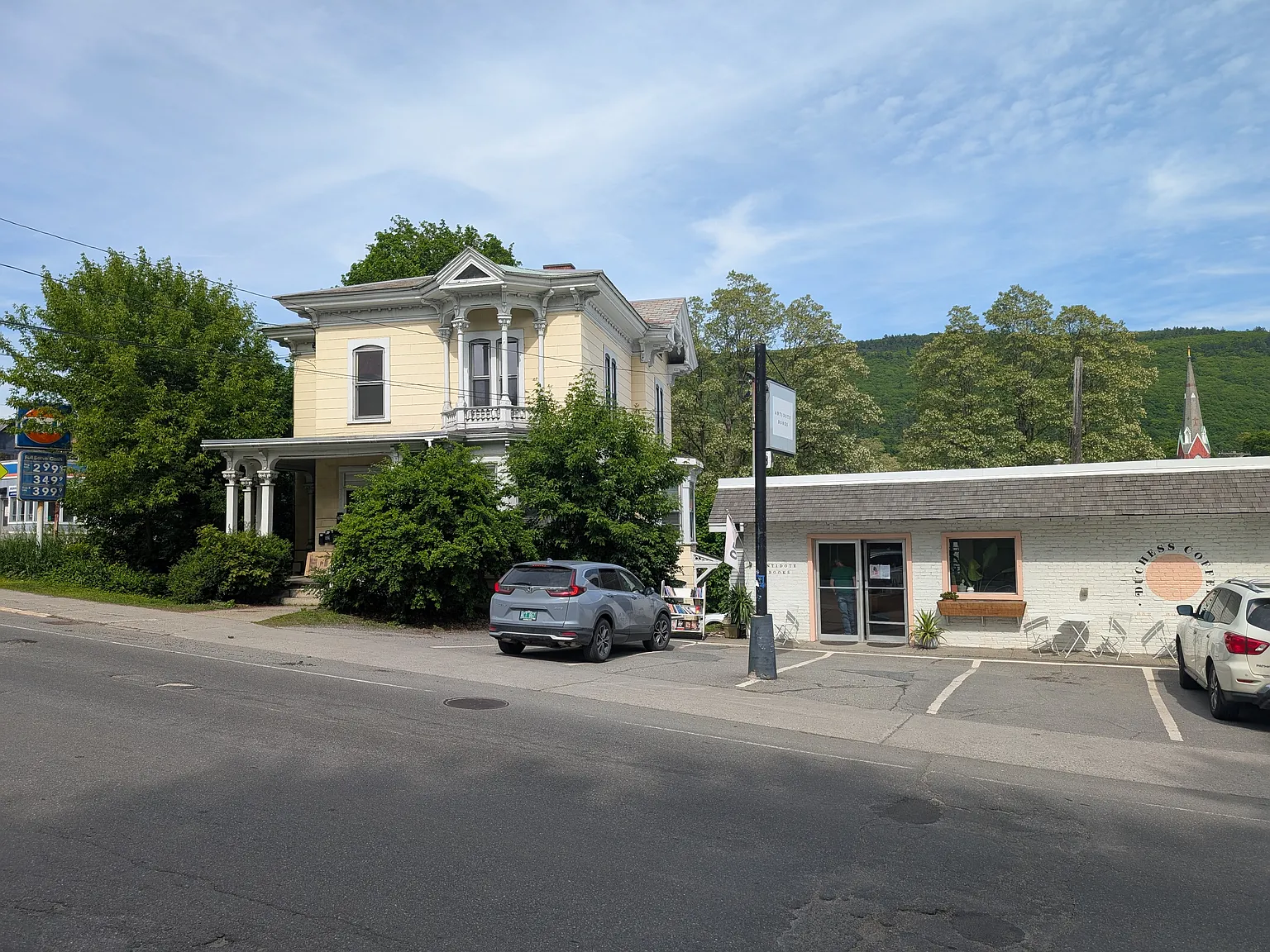 21 Putney Rd — Photo 1
