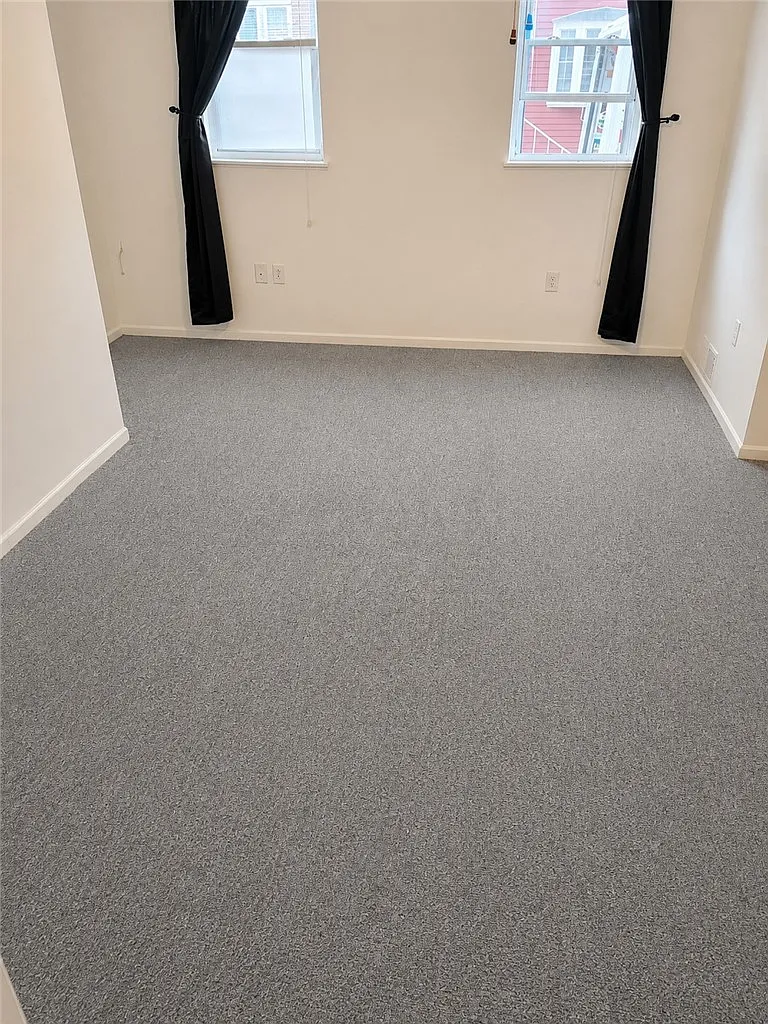 1 bed, 950 sqft, $995 — Photo 4