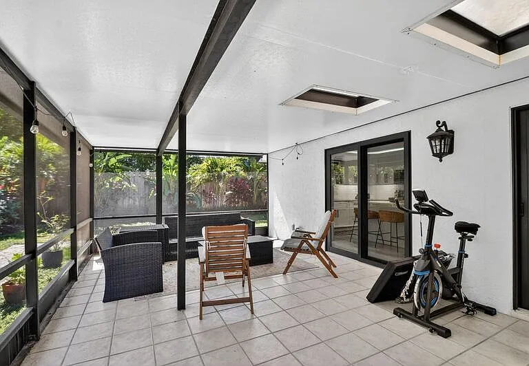 1630 NW 22nd Ave — Photo 40