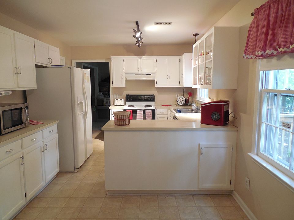 1st image of 7100 Amarillo Dr