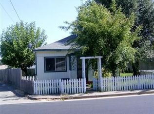 19 E Oak Ave, Willits, CA 95490