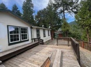 1540 Hennessey Rd, Burnt Ranch, CA 95527