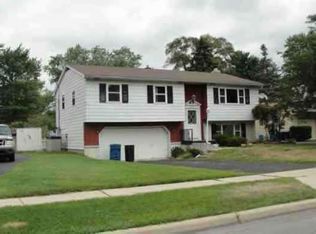 6552 Coppersmith Rd, Sylvania, OH 43560