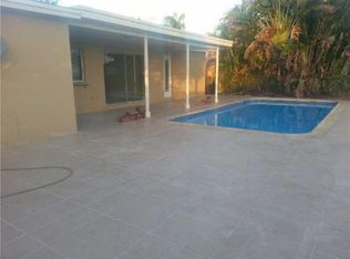 9570 NW 21st Mnr, Sunrise, FL 33322