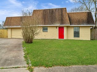 4326 Hialeah Dr, Pasadena, TX 77503