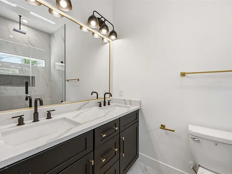 4027 Cork Dr — Photo 25