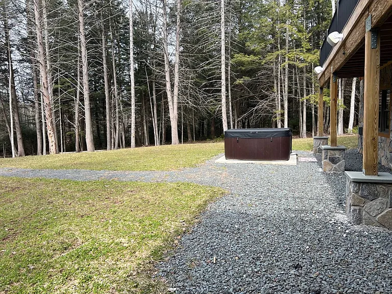 32 Twin Ponds Rd — Photo 18