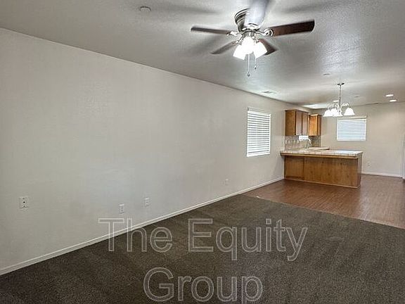 4th image of 2226 W Lark Ave