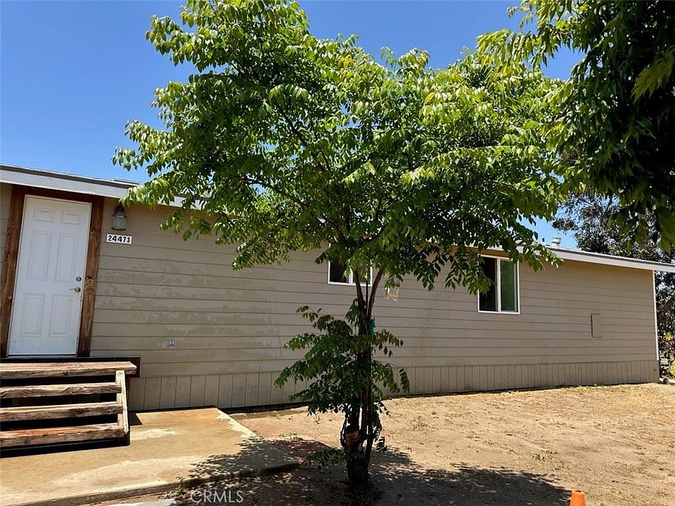 2nd image of 24473 El Baquero Rd
