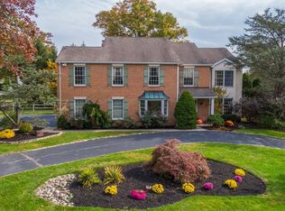 1611 Winchester Dr, Blue Bell, PA 19422