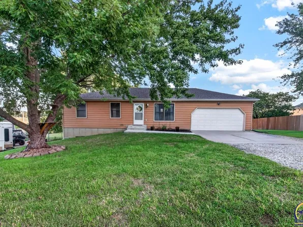 1608 NW 50th St, Topeka, KS 66618