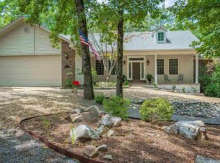 13 Campeon Ct, Hot Springs Village, AR 71909