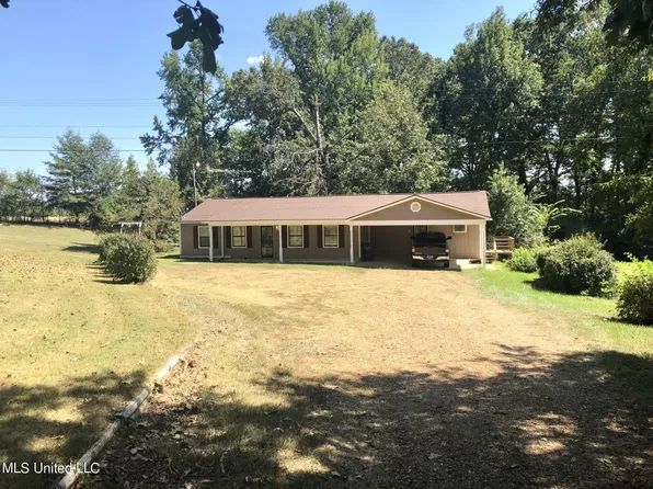 371 Highway 310 E, Como, MS 38619