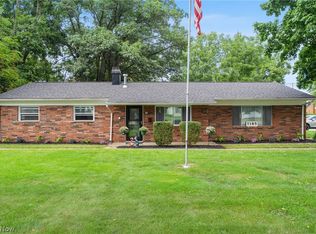 7185 Lake Shore Blvd, Mentor, OH 44060