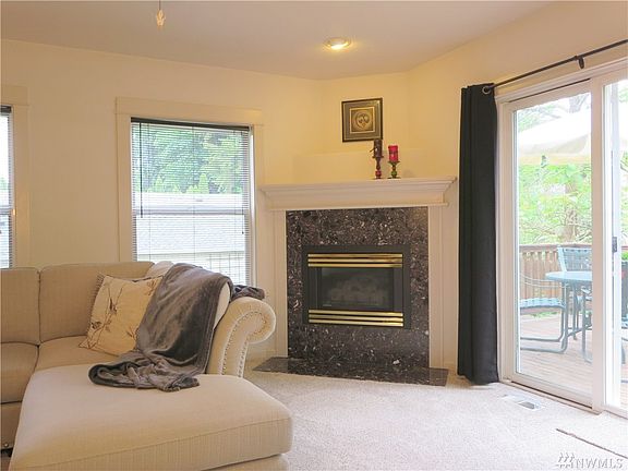 5th image of 720 Rogers St NW