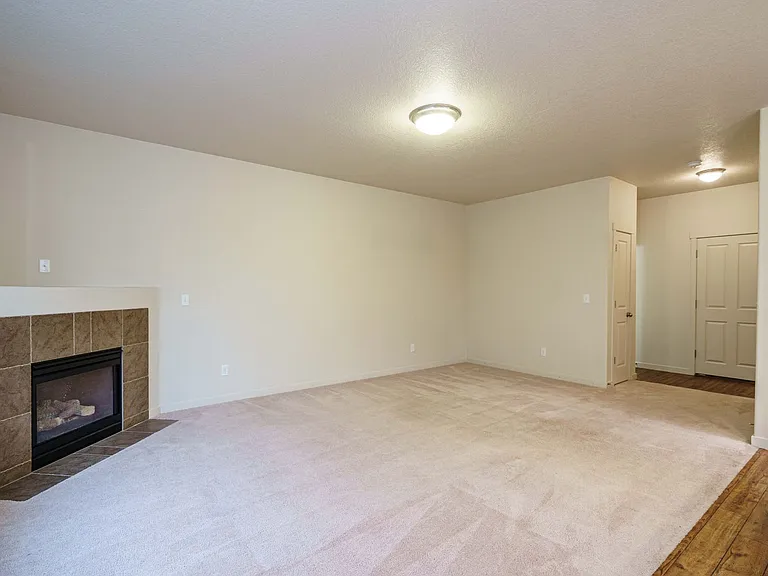 3801 NW 122nd St — Photo 5