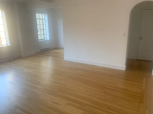 Rented by 1 Christopher Realty LLC | media 32