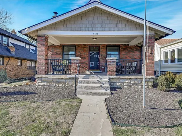 4428 Summit St, Kansas City, MO 64111