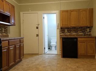 110-112 Eastern Pkwy #6R, Irvington, NJ 07111