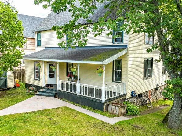 58123 1st St, Calumet, MI 49913