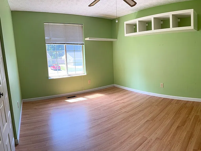 6775 Windfaire Dr — Photo 8