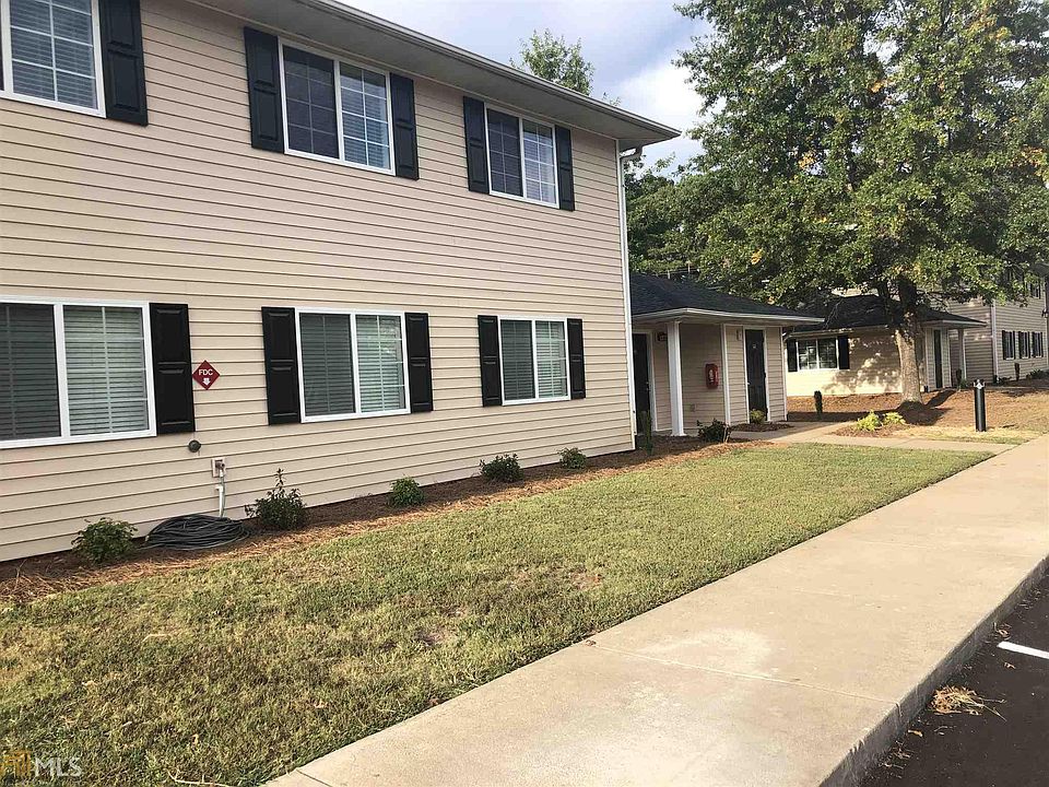 1st image of 402 Baldwin Ct Apts
