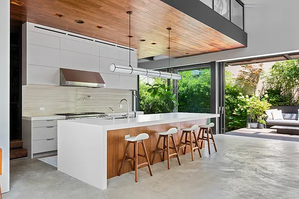 Rented by Compass | media 11