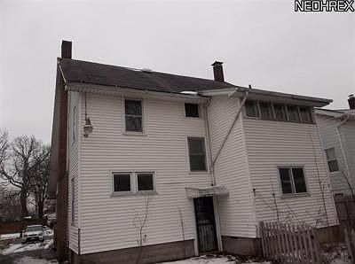 2nd image of 352 Potomac Ave
