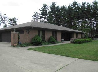 131 Pine Tree Dr, Urbana, OH 43078