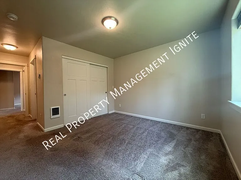 64625 Wood Ave — Photo 7