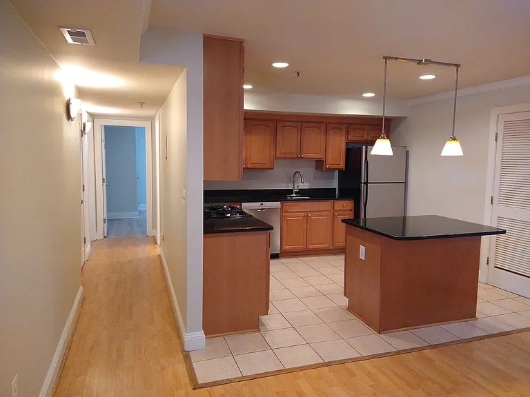 1300 Taylor St NW #3 — Photo 17