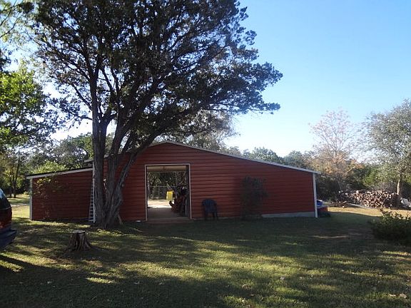 4th image of 3050 River Oaks Dr