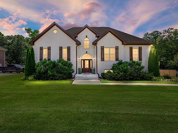 2nd image of 132 Oaklyn Hills Dr