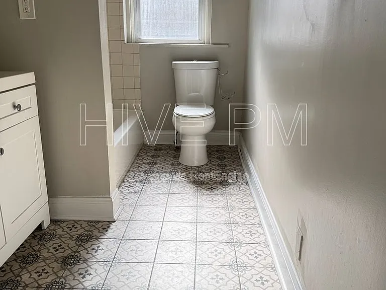 611 E Mitchell Ave #2 — Photo 18