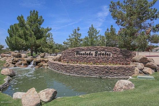 Entrance to Pinelake Estates