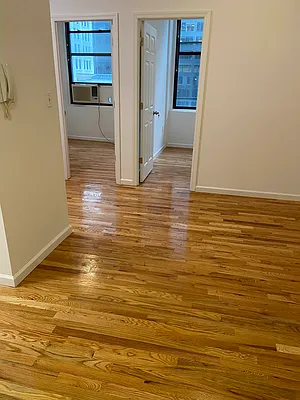 Rented by City Connections Realty | media 8