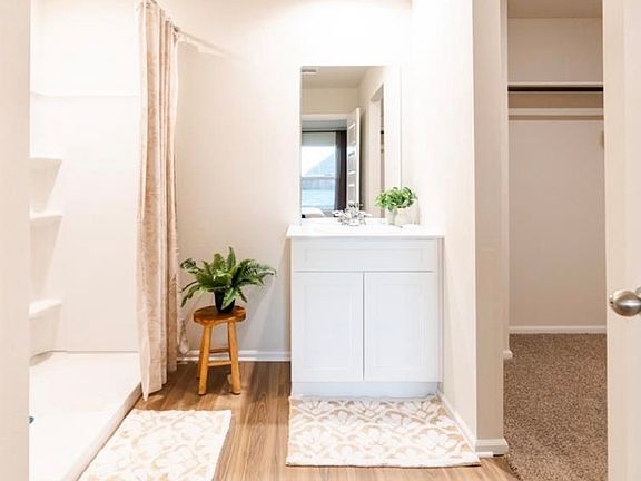 3rd image of 14221 Trickling Way